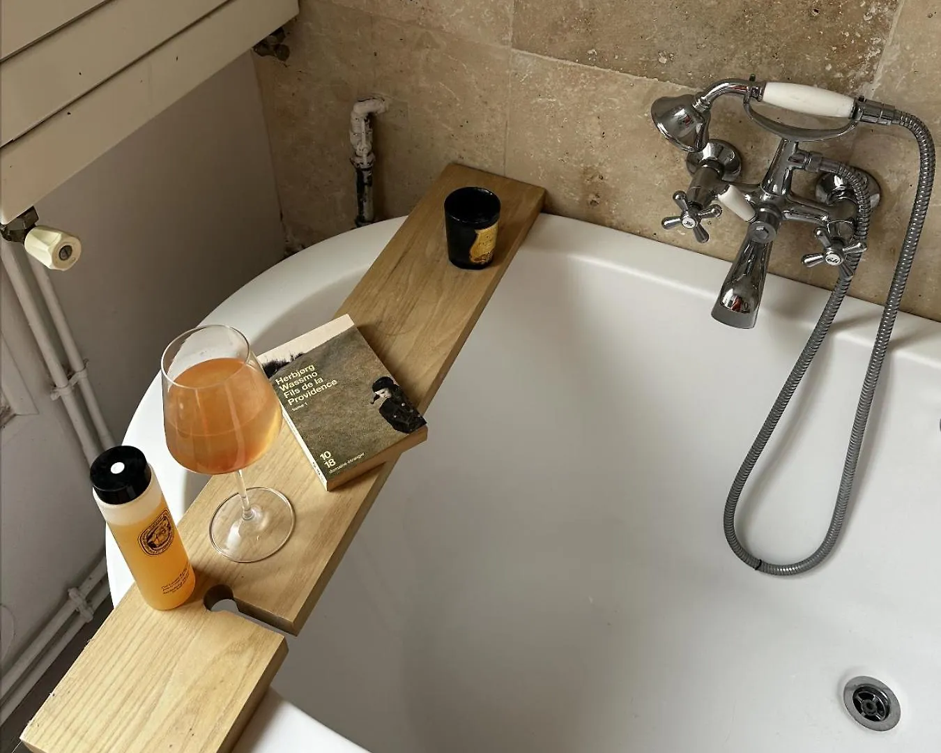 Art House Bastille 2 Bed W Balcony, 11eme Super Trendy Neighbourhood Apartamento Paris
