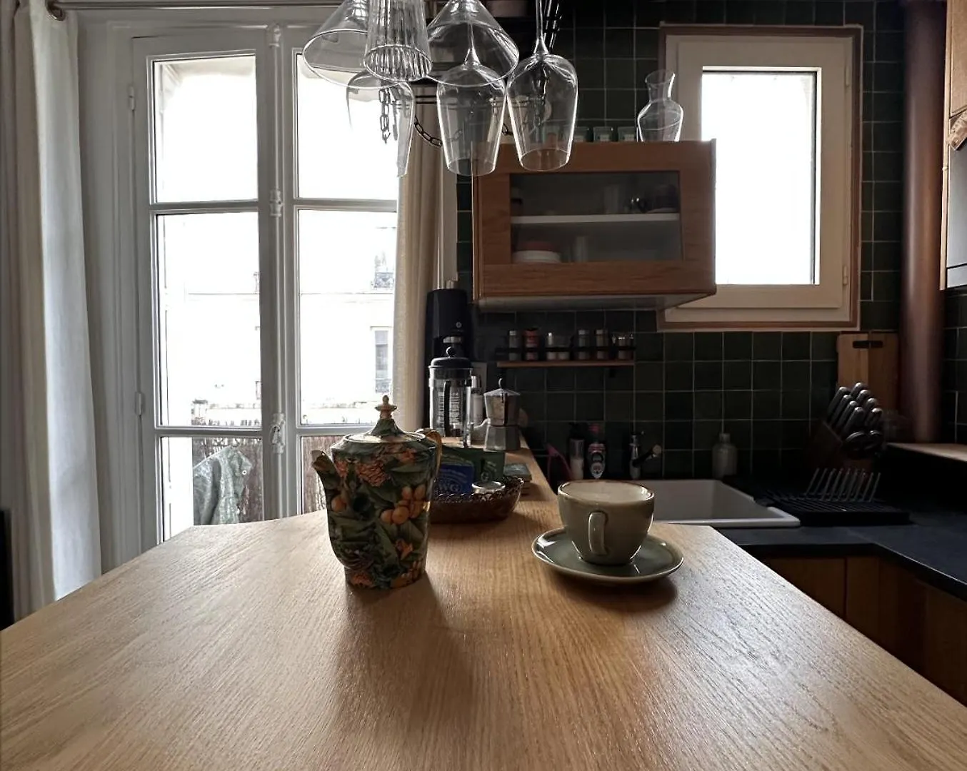 Apartamento Art House Bastille 2 Bed W Balcony, 11eme Super Trendy Neighbourhood Paris