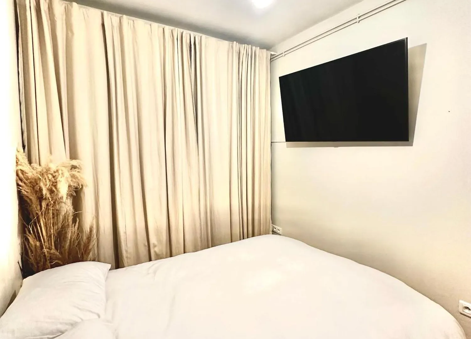 Apartamento Art House Bastille 2 Bed W Balcony, 11eme Super Trendy Neighbourhood Paris