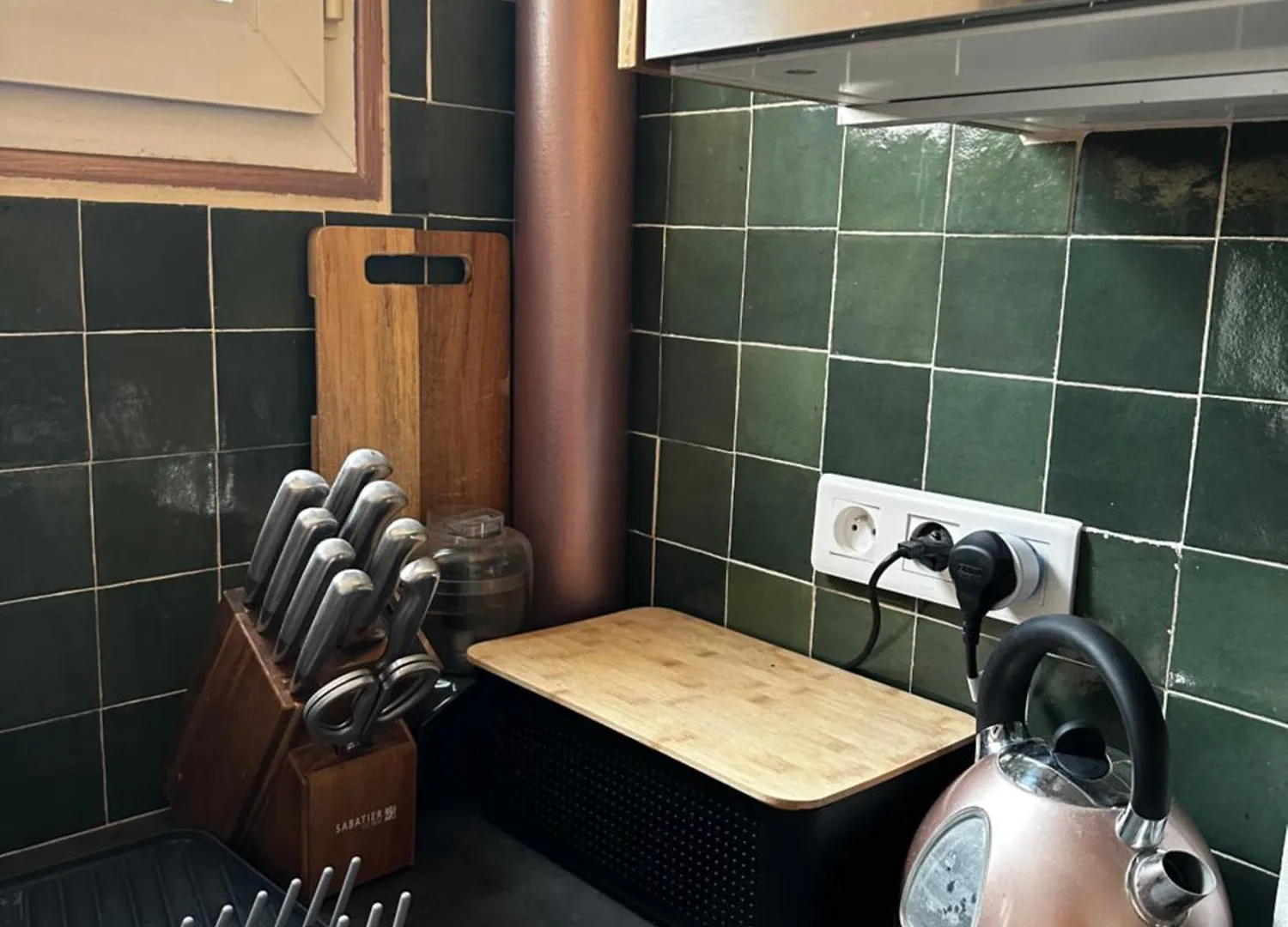Apartment Art House Bastille 2 Bed W Balcony, 11eme Super Trendy Neighbourhood